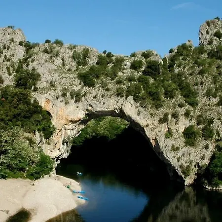 Le Vieil Olivier 2 * Cornillon